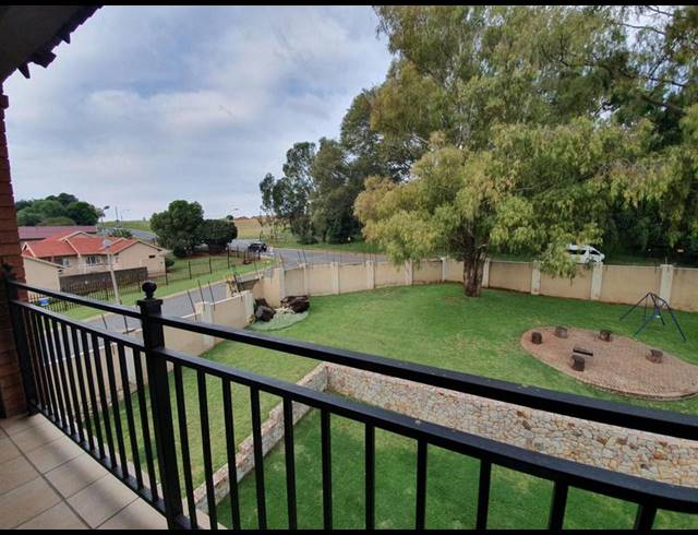 2 BEDROOM APARTMENT FOR SALE IN WILROPARK